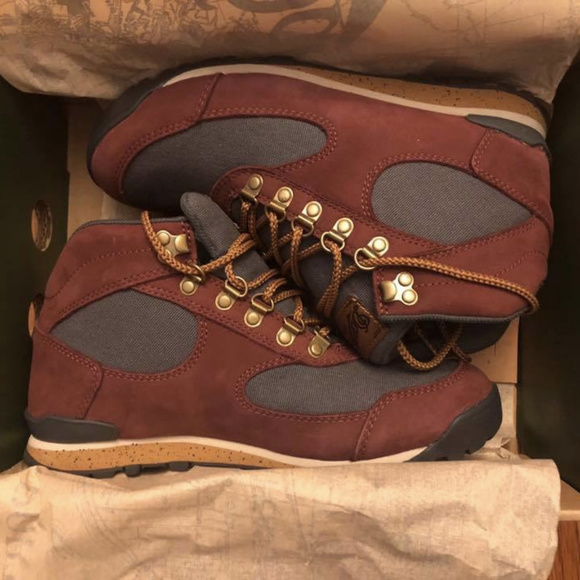 women's danner jag